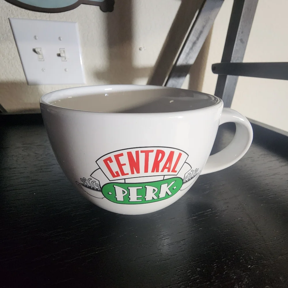 Friends central perk‎